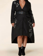 Load image into Gallery viewer, &quot;Dana&quot; Abstract Detail Coat
