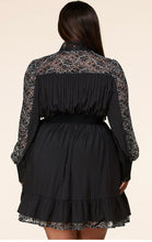 Load image into Gallery viewer, “Alicia” Lace Dress
