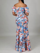 Load image into Gallery viewer, “All of this winning” Two Piece Skirt Set
